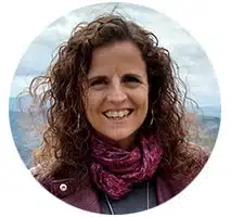 ESTER BACH